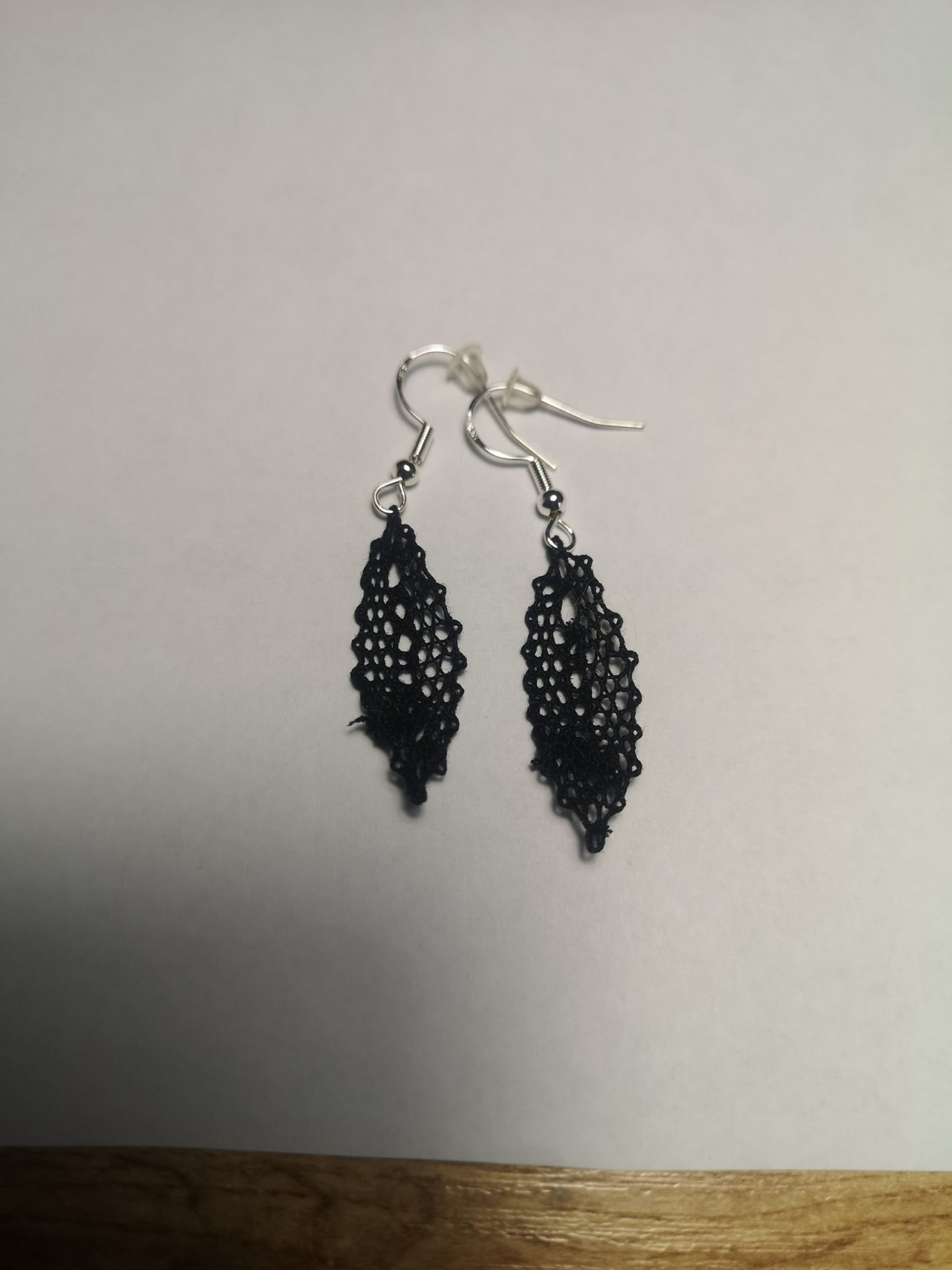 filigrane klöppelspitze, statement ohrringe, eleganter damenschmuck spo 018