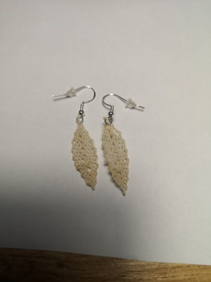 filigrane klöppelspitze, statement ohrringe, eleganter damenschmuck spo 020